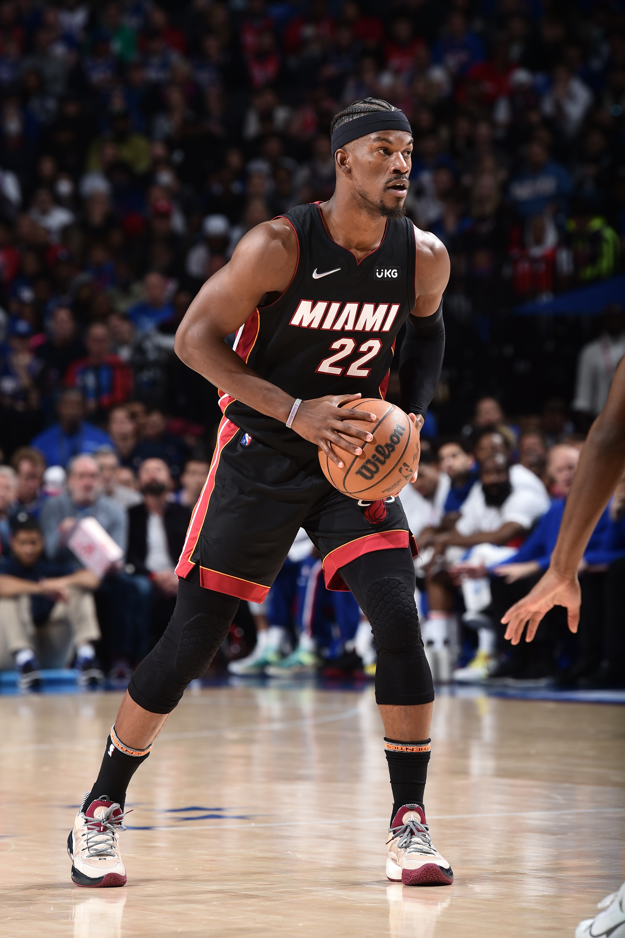 4分4篮板 4分4篮板