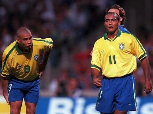 的差距逐渐 的差距逐渐