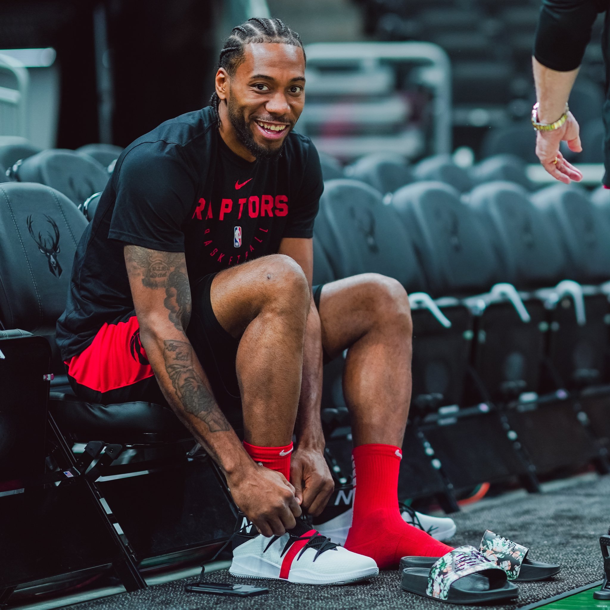 双方都抛出 双方都抛出